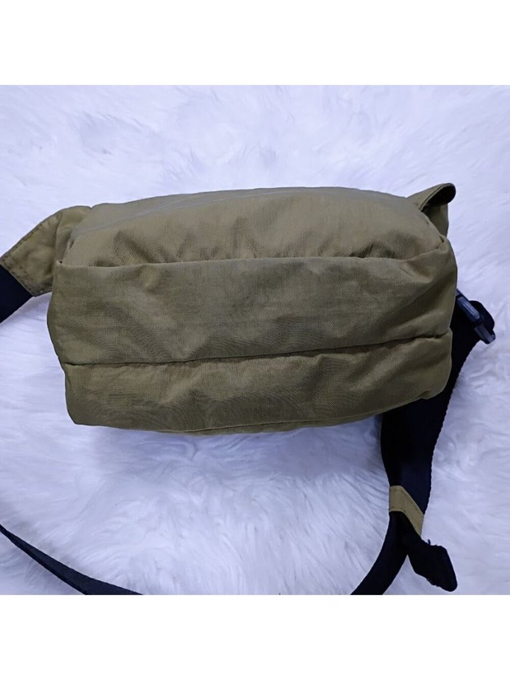 Baggu Olive Green Fannybag Crossbody Bag Lightweight Adjustable Strap Durable - Picture 5 of 11
